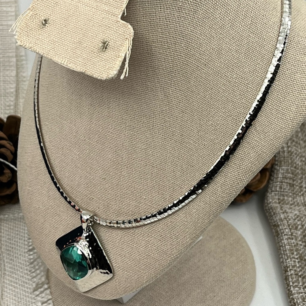 925 Italy Platinum Over Sterling Silver Hammered Pendant Necklace – 26.2g - Picture 12 of 17